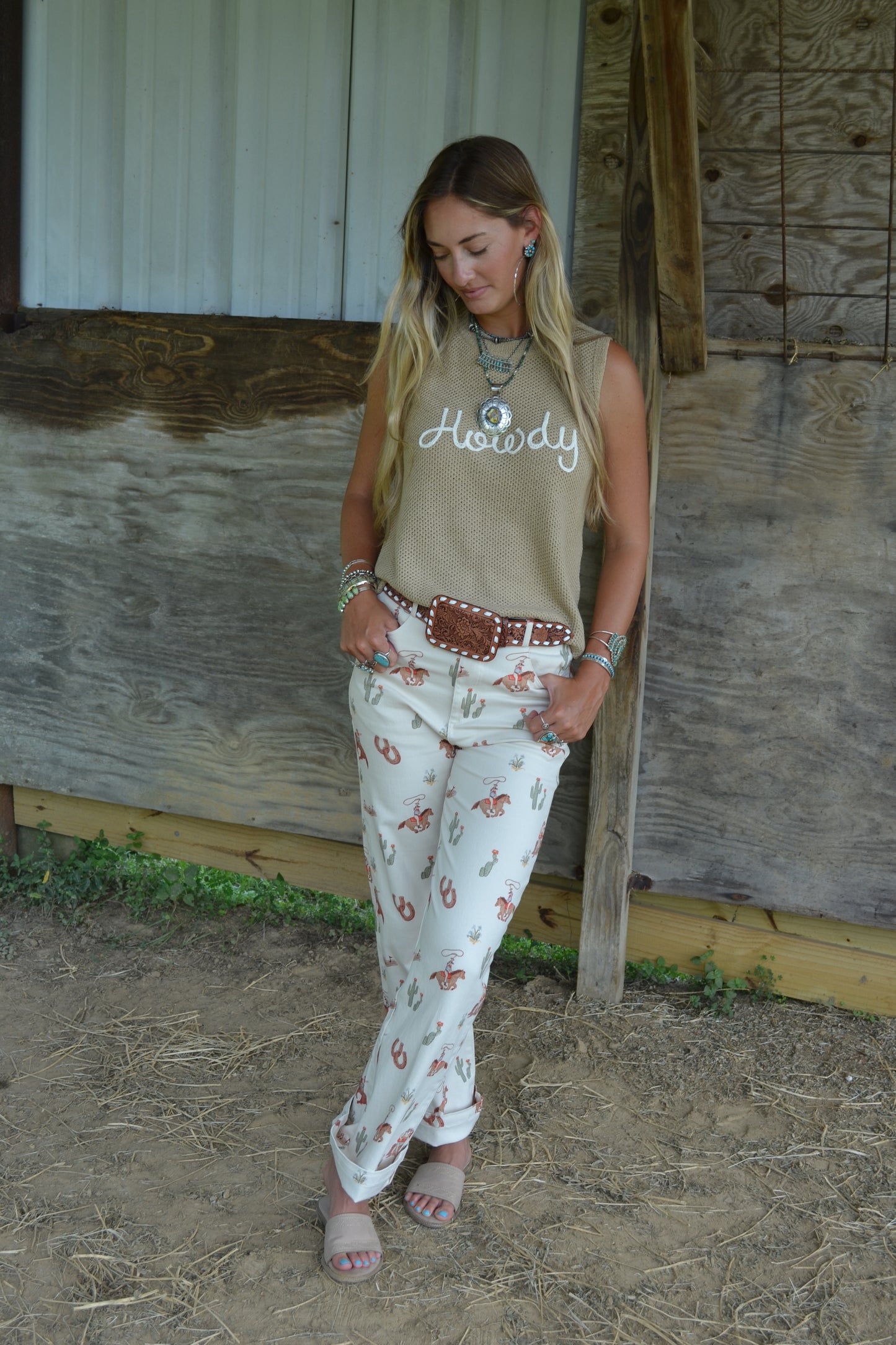The Howdy Sweater Tank in Tan LARGE