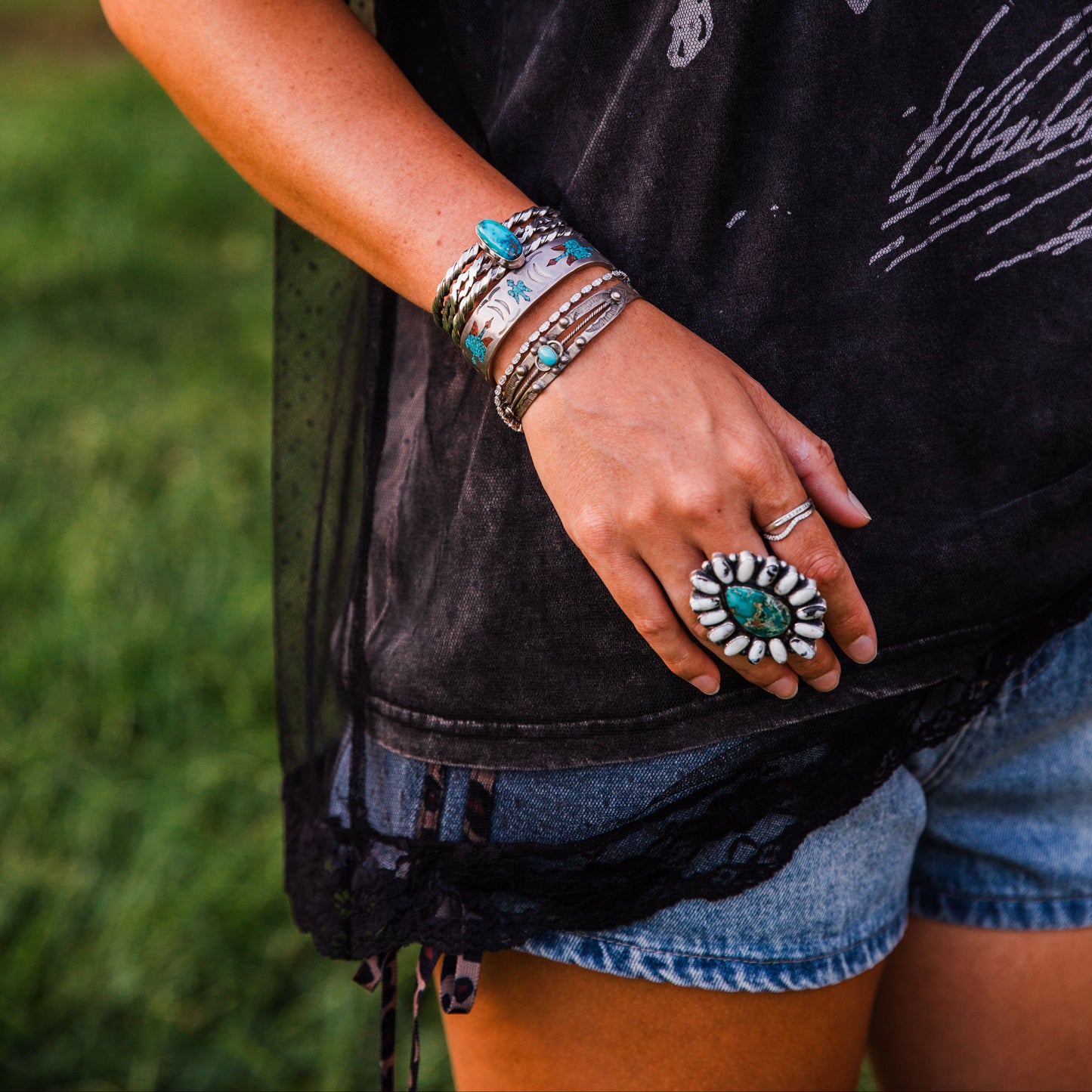 The Wild Horse | Lace Horse Graphic Tee