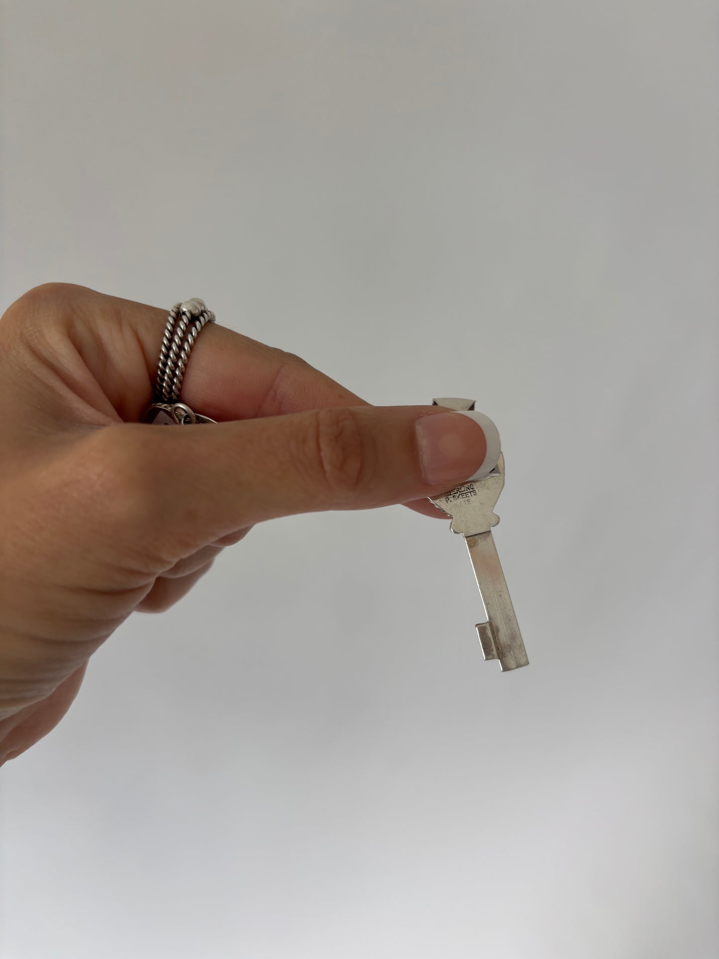 The Vyla Pendant