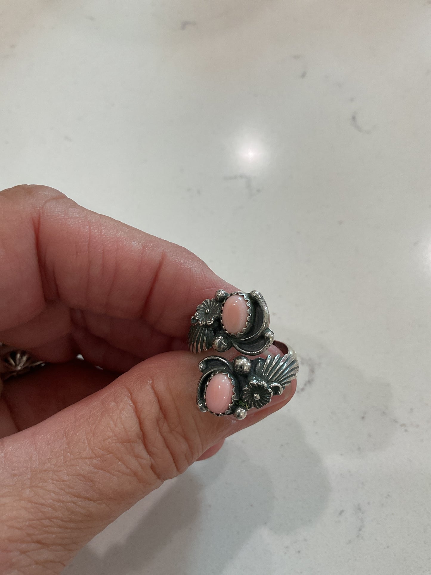 The Duhon | Adjustable Pink Conch Ring