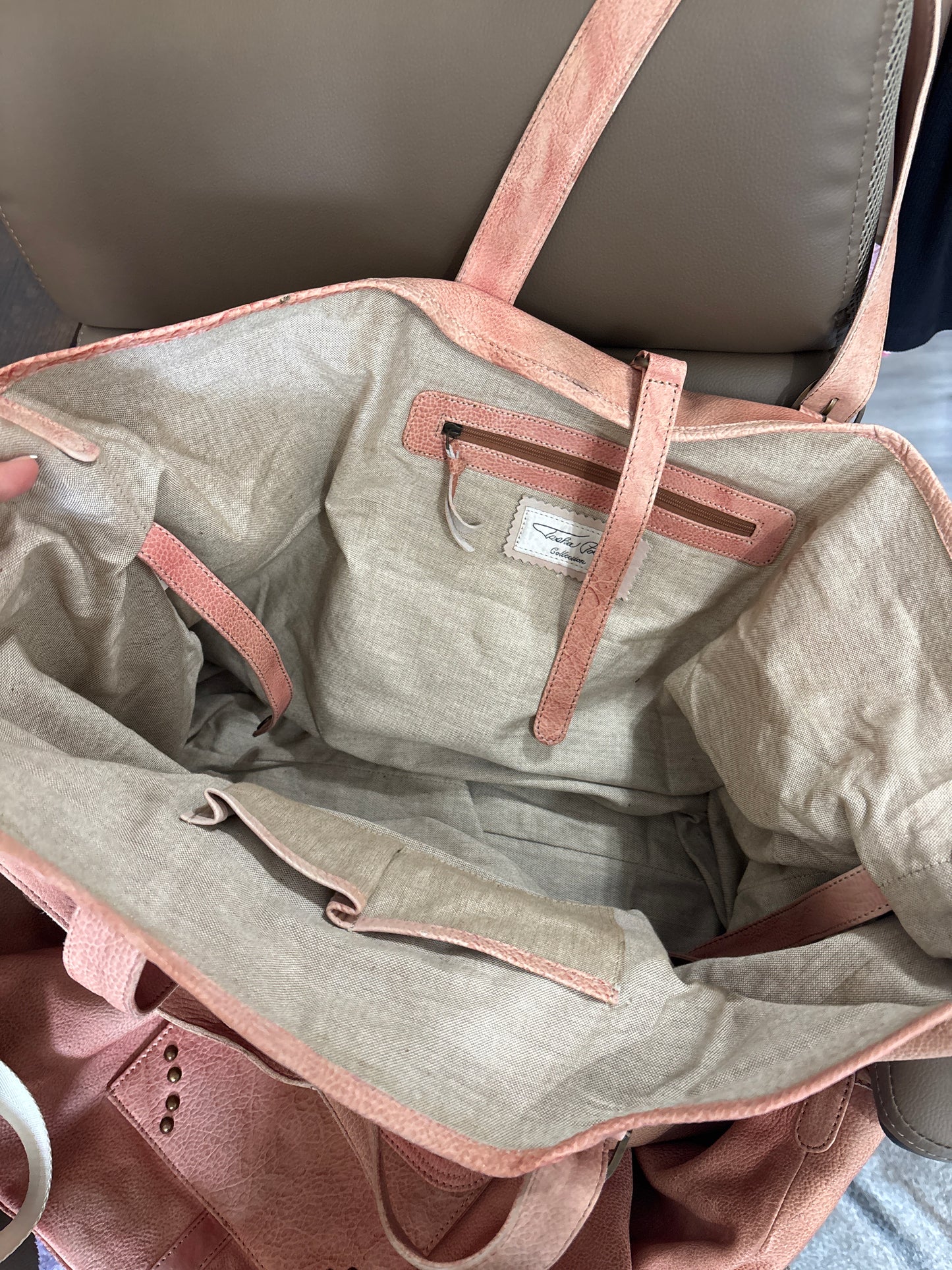 The Seattle Tote by Tasha Polizzi