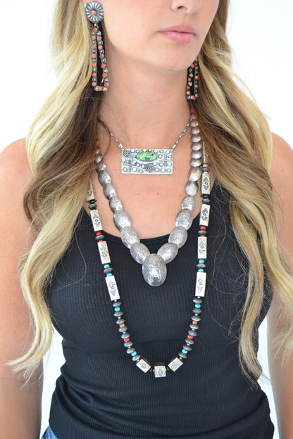 The Celara 36" Navajo Pearl Set