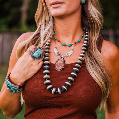 The Denali | 30" Navajo Pearl Set by Sharon Cooley