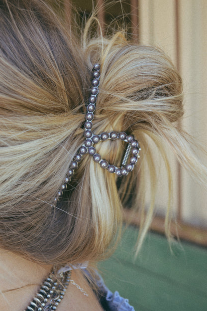 faux navajo pearl claw clip