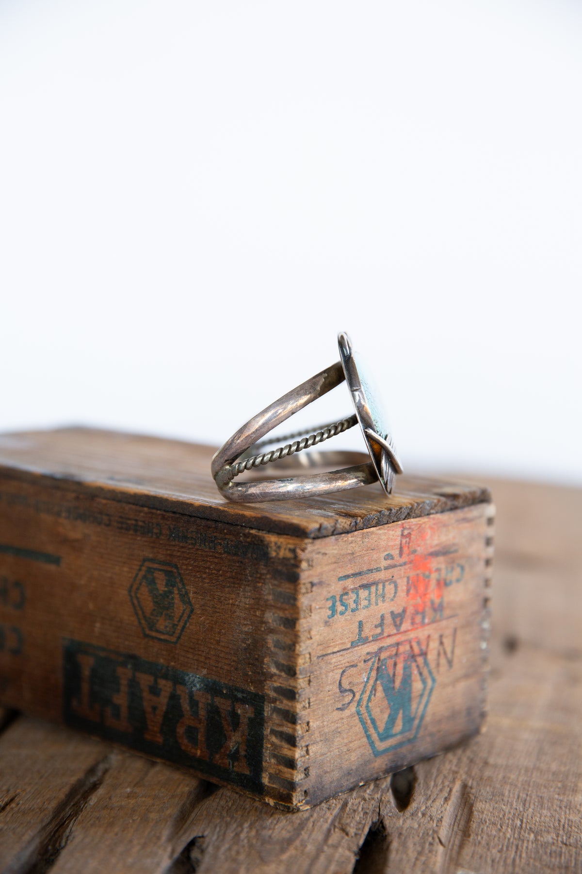The Dallas | Vintage Turquoise & Feather Cuff