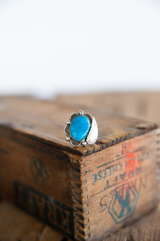 The Ellie | Vintage Turquoise Ring - Size 8.5
