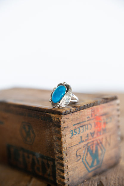 The Ellie | Vintage Turquoise Ring - Size 8.5