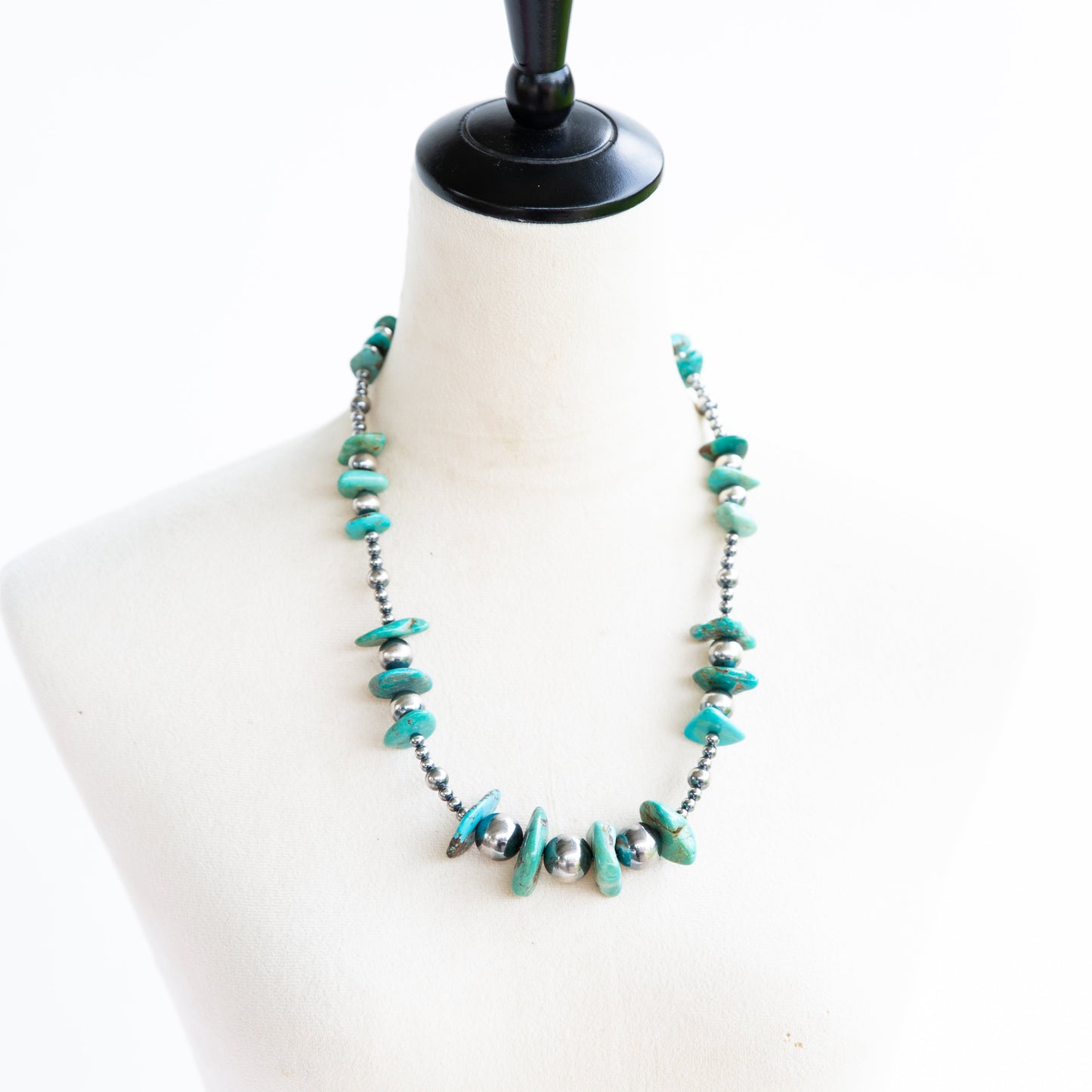 The Elite | Turquoise and Pearl Necklace