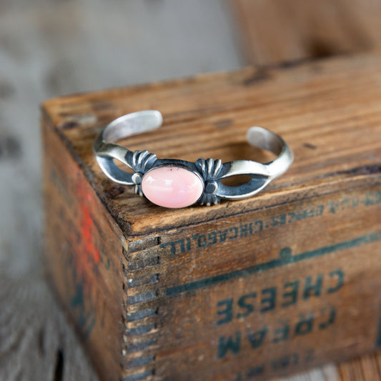 The Westport | Single Stone Pink Conch Cuff by Chimney Butte