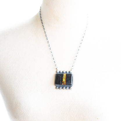 The Leawood | Blackjack Bar Necklace