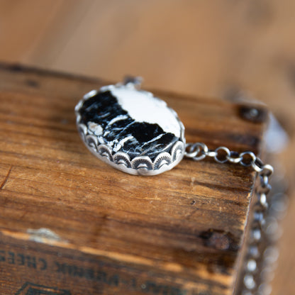 The Rowley | Oval White Buffalo Bar Necklace