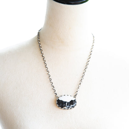 The Rowley | Oval White Buffalo Bar Necklace