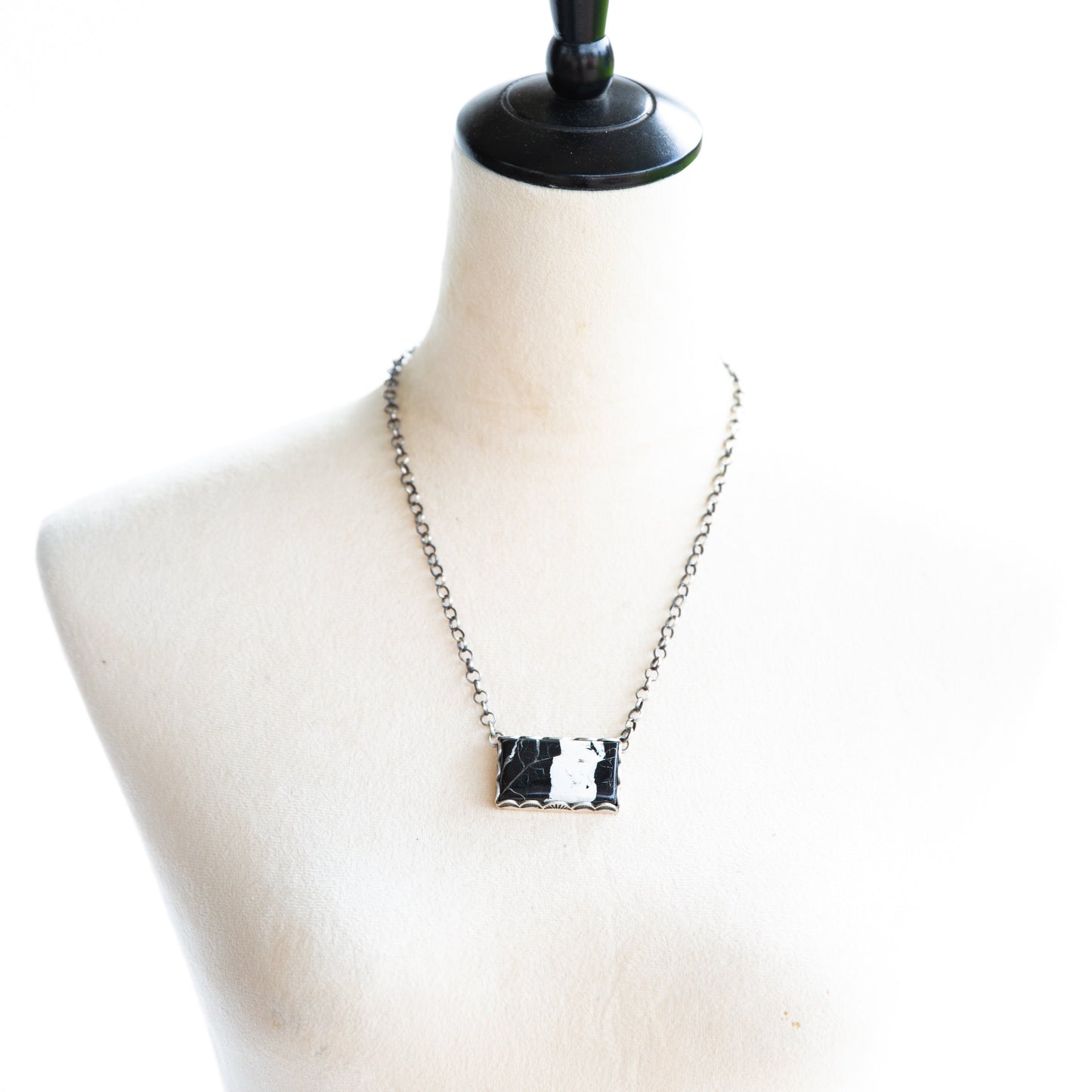 The Flora | White Buffalo Bar Necklace