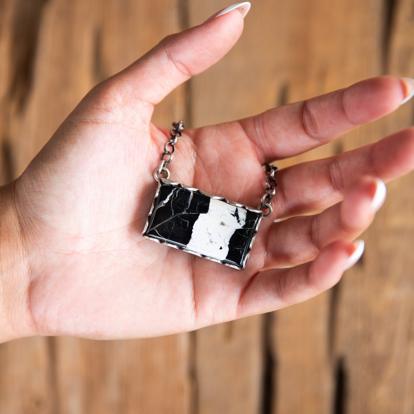 The Flora | White Buffalo Bar Necklace