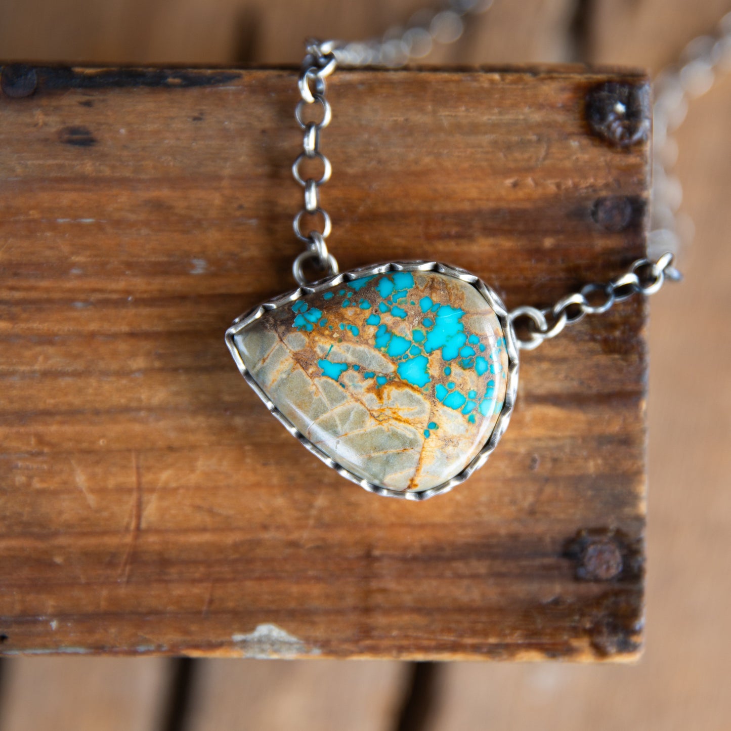 The Sorento | Royston Ribbon Teardrop Bar Necklace