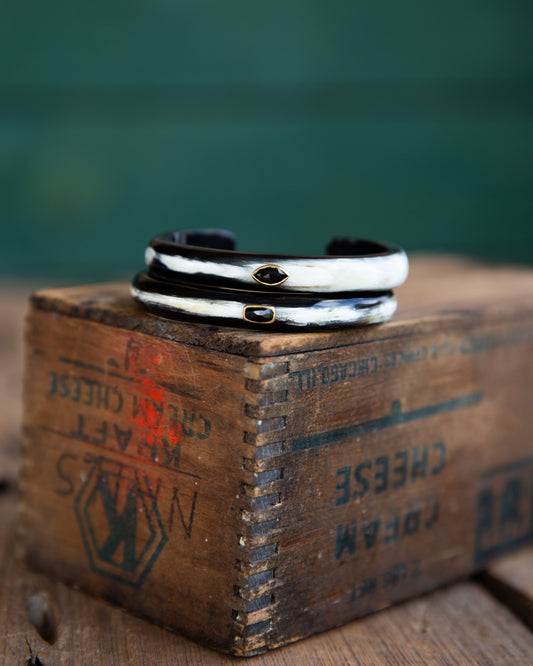 The Ortega | Buffalo Horn & Black Onyx Cuff