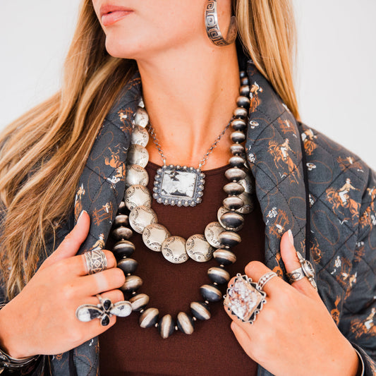 The Denali | 30" Navajo Pearl Set by Sharon Cooley