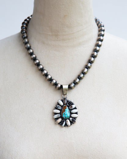 The Avery Pendant