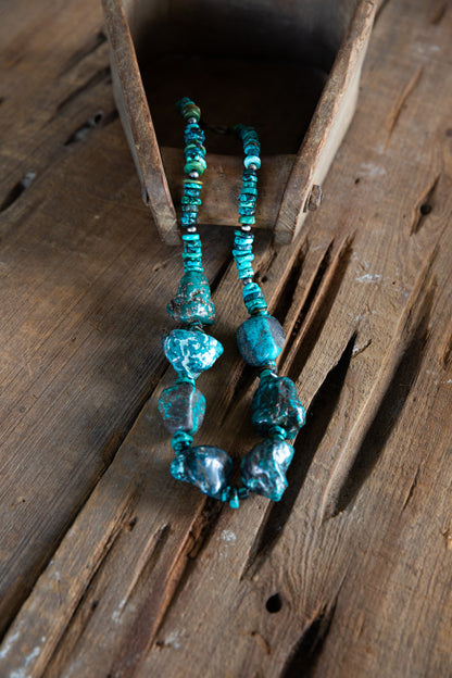 The Biggin | Vintage Chunky Turquoise Necklace