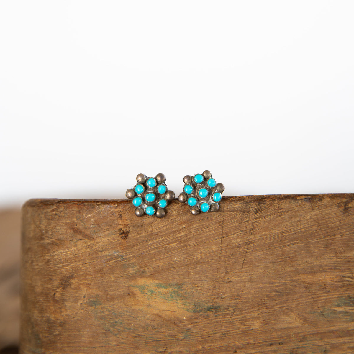 The Tilly’s | Vintage Cluster Turquoise Earrings