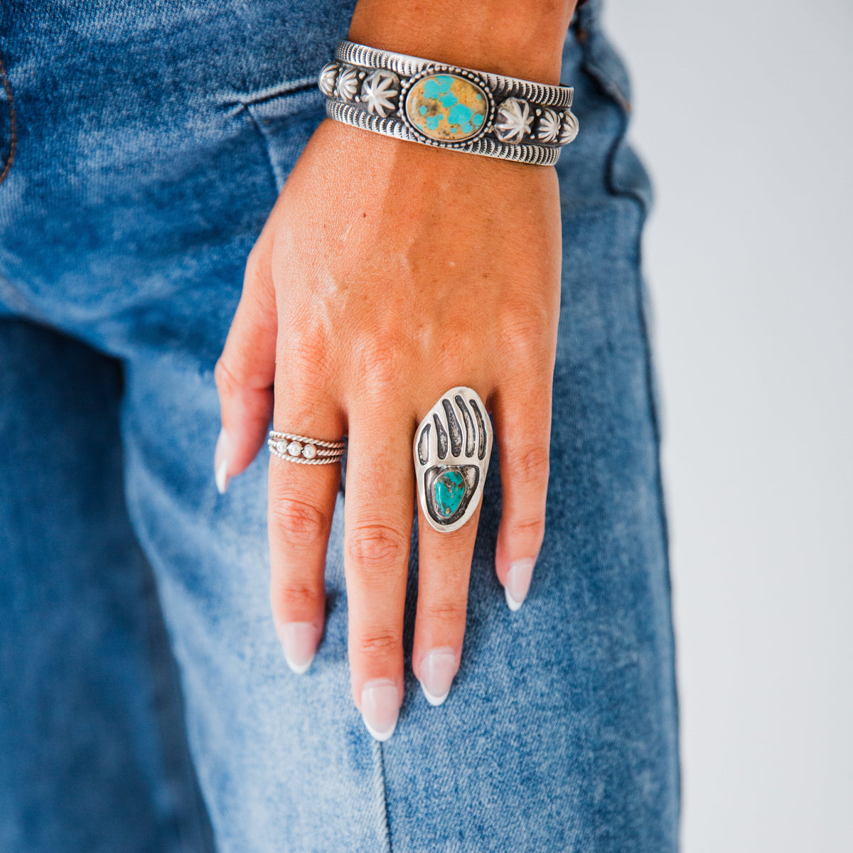 The Frontier | Vintage Turquoise Bear Paw Ring - Size 5.5