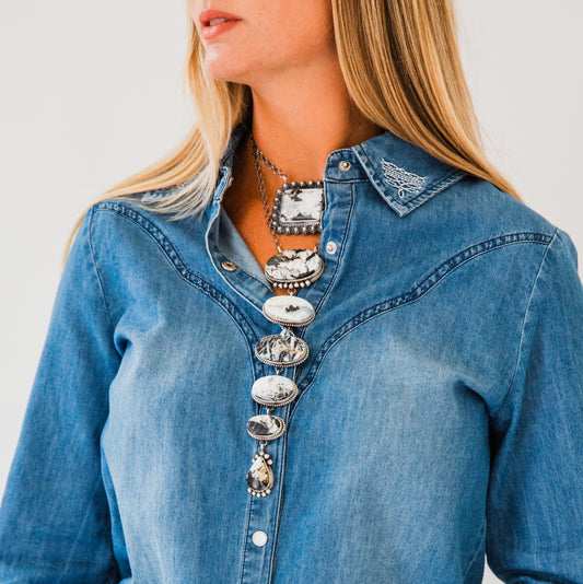 The Senoria | White Buffalo Lariat by Vicky Hicks