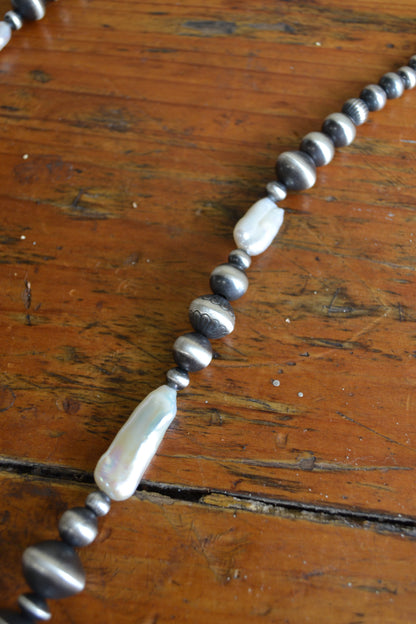 The Longoria 32" Navajo Pearls