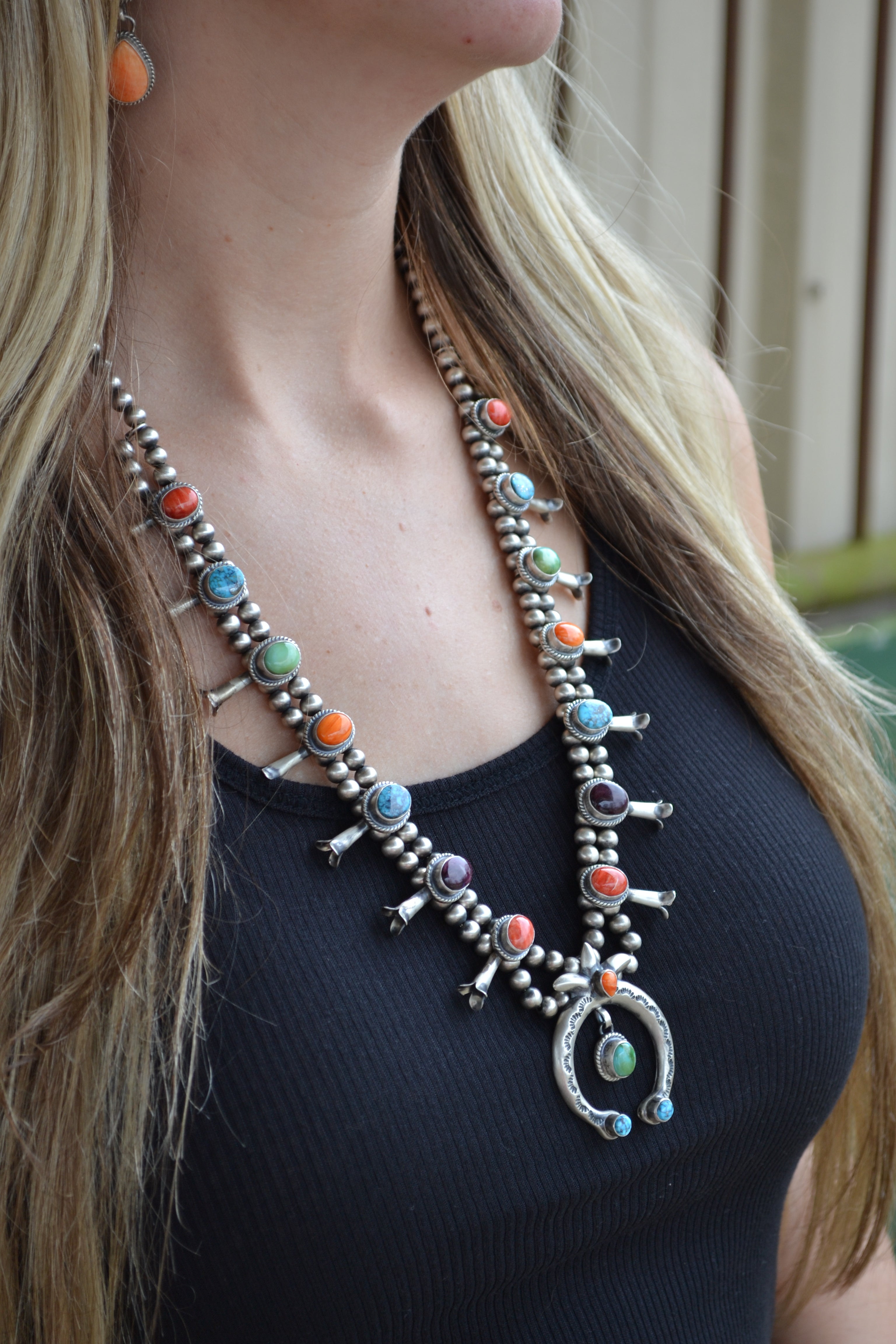 【WOKE EDGE】カモT L ラインストーン　ポーカーズつかさ The Lonestar | Multi Stone Squash Blossom Necklace by Thomas
