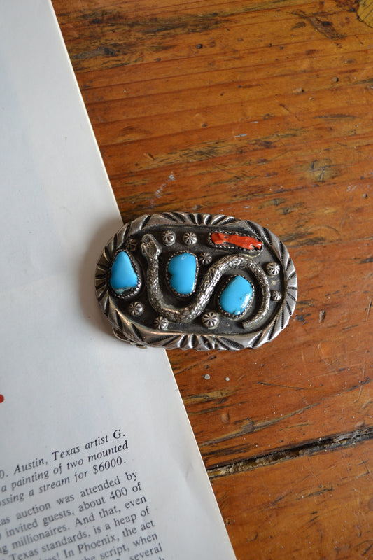 The Stitch Buckle
