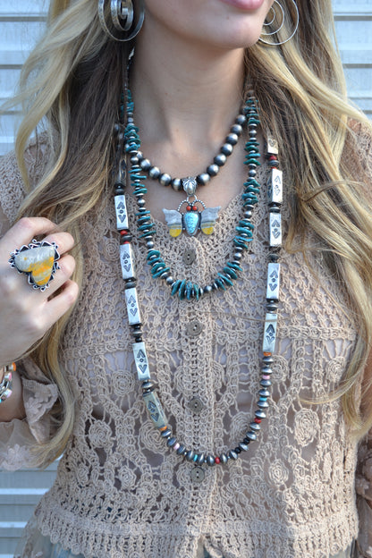 The Canton 36” Navajo Pearl Set