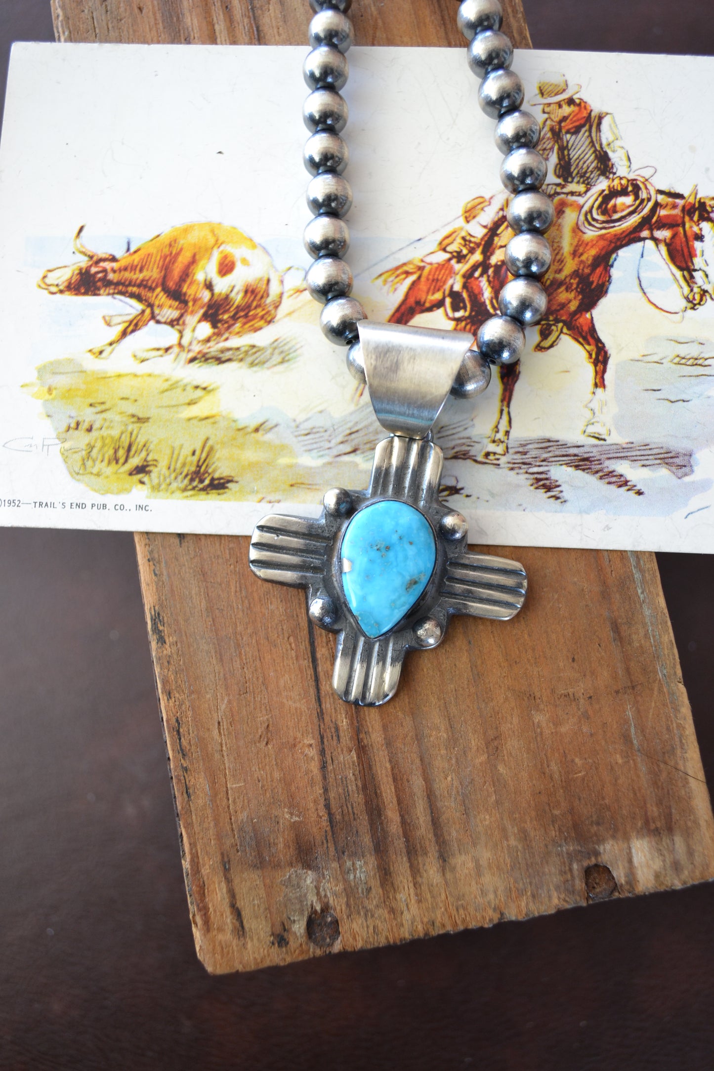The Suwanne Pendant
