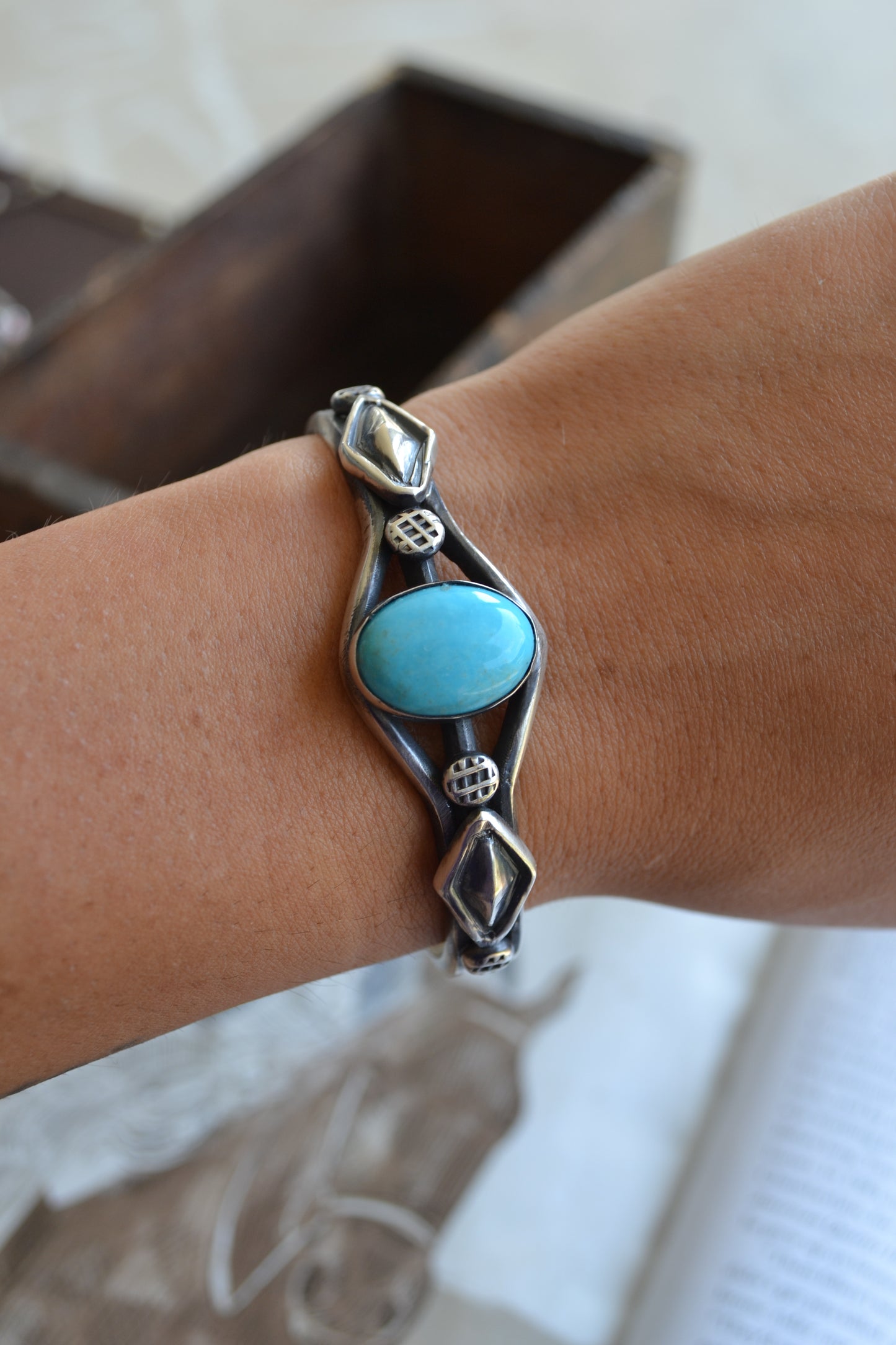 The Sallisaw Single Stone Cuff