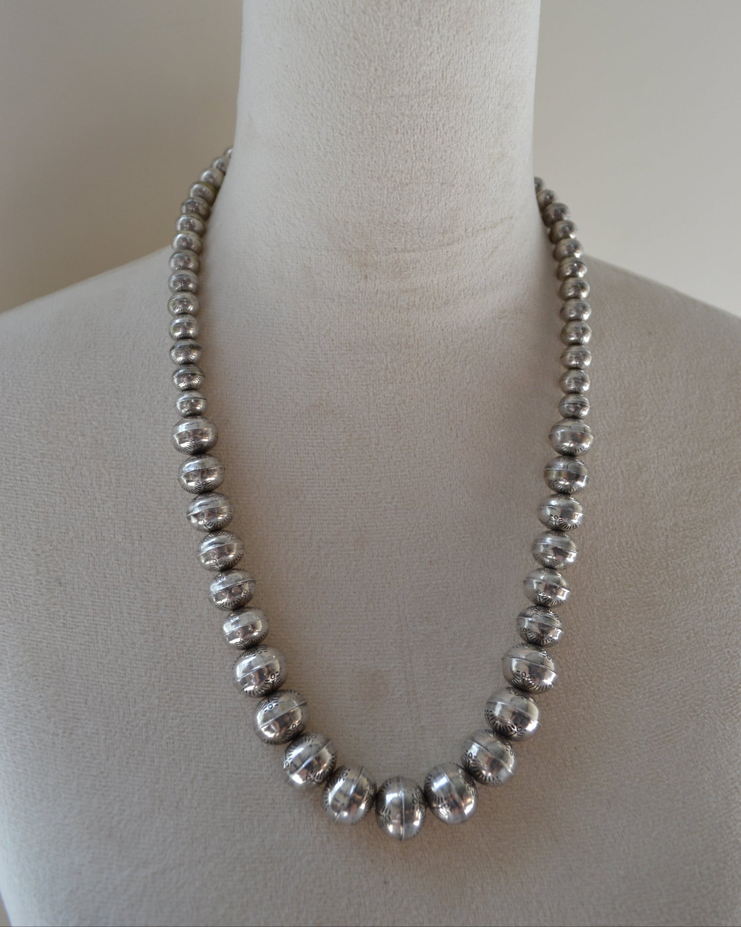 The Avieon | Vintage Navajo Pearls