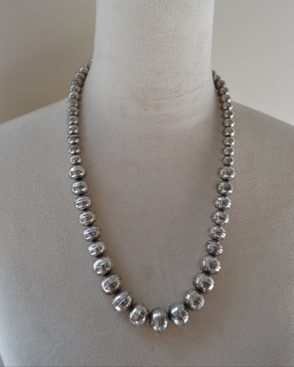The Avieon | Vintage Navajo Pearls