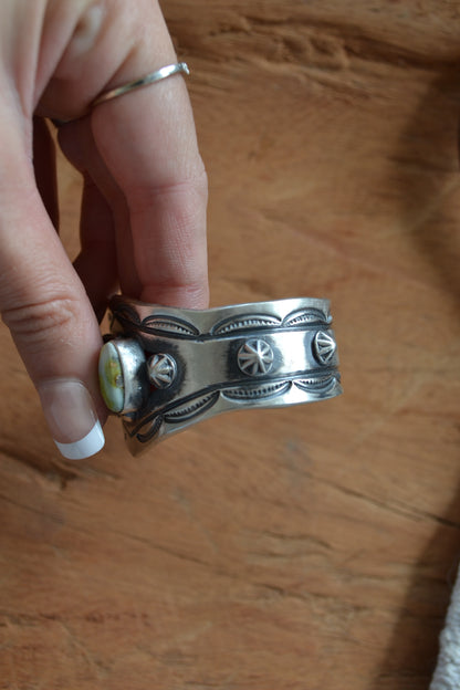 The Sevada 3 Stone Cuff