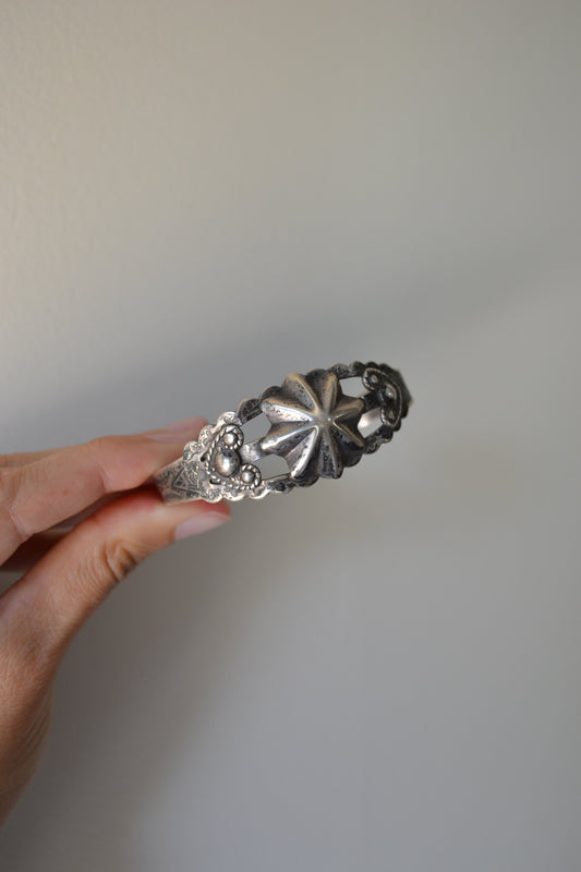 The Pamona Cuff
