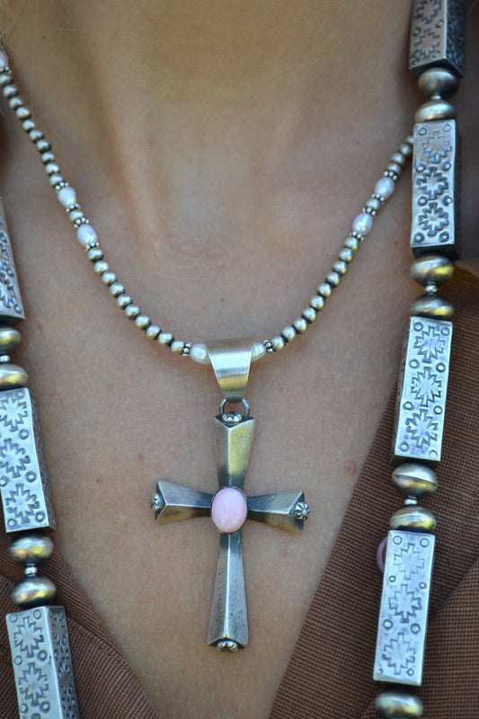 The Dovray Pendant
