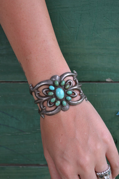 The Bordeaux Vintage Cuff