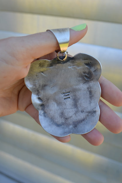 The Kemah Pendant