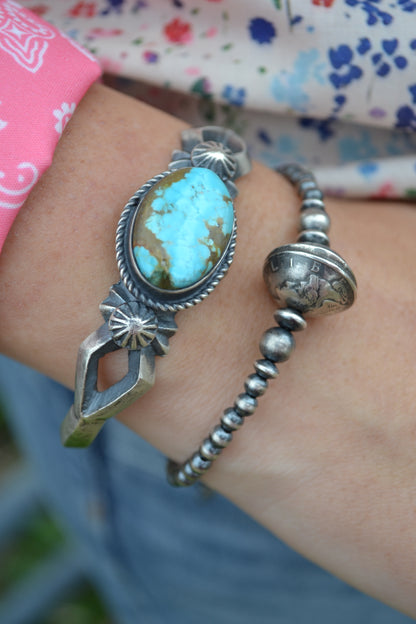 The Delia Cuff