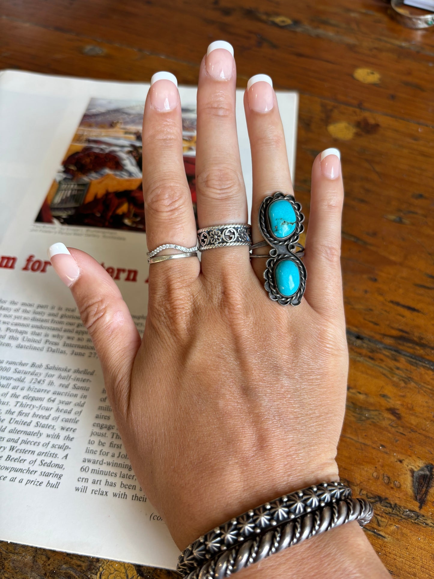The Hulla Ring Size 8