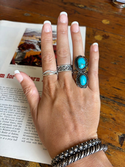 The Hulla Ring Size 8