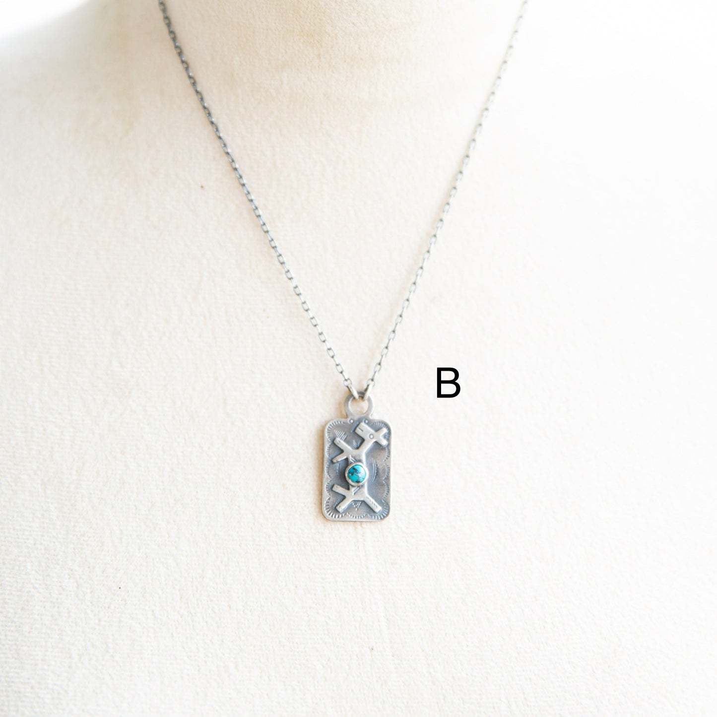The Milan | Dog Tag Necklace with Turquoise