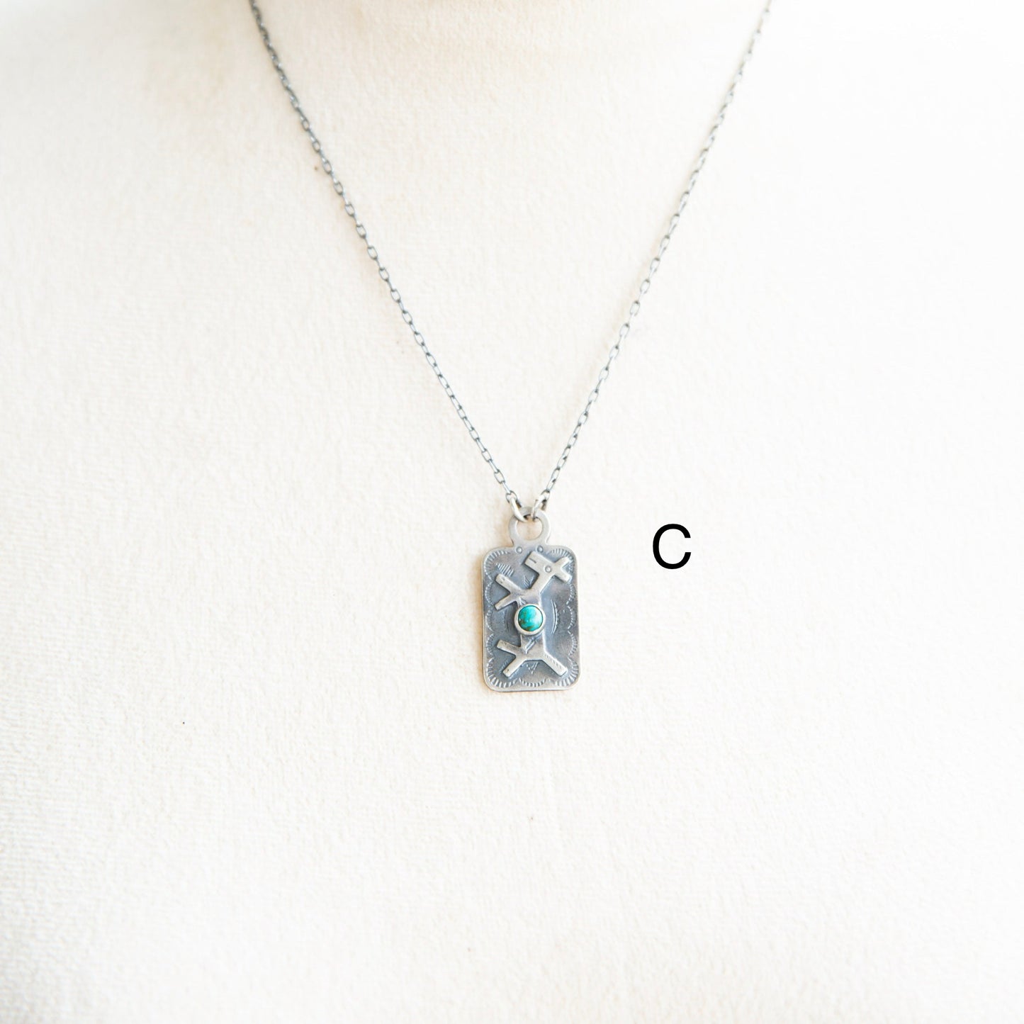 The Milan | Dog Tag Necklace with Turquoise