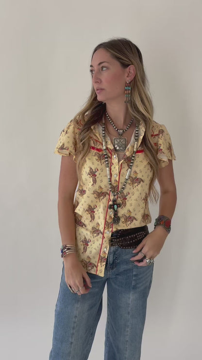 The Della | Yellow Floral Horse Pearl Snap